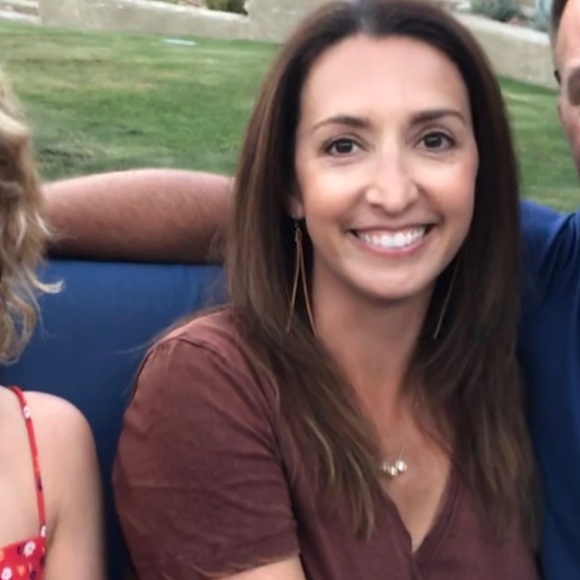 Meet your Posher, Erin - Picture 1 of 1